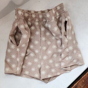 High Waist Shorts Scandi NWT Tan Embroidered Woman’s Medium